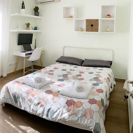 Comoda Habitacion Doble Cerca De Los Lugares Emblematicos De Madrid Bagian luar foto