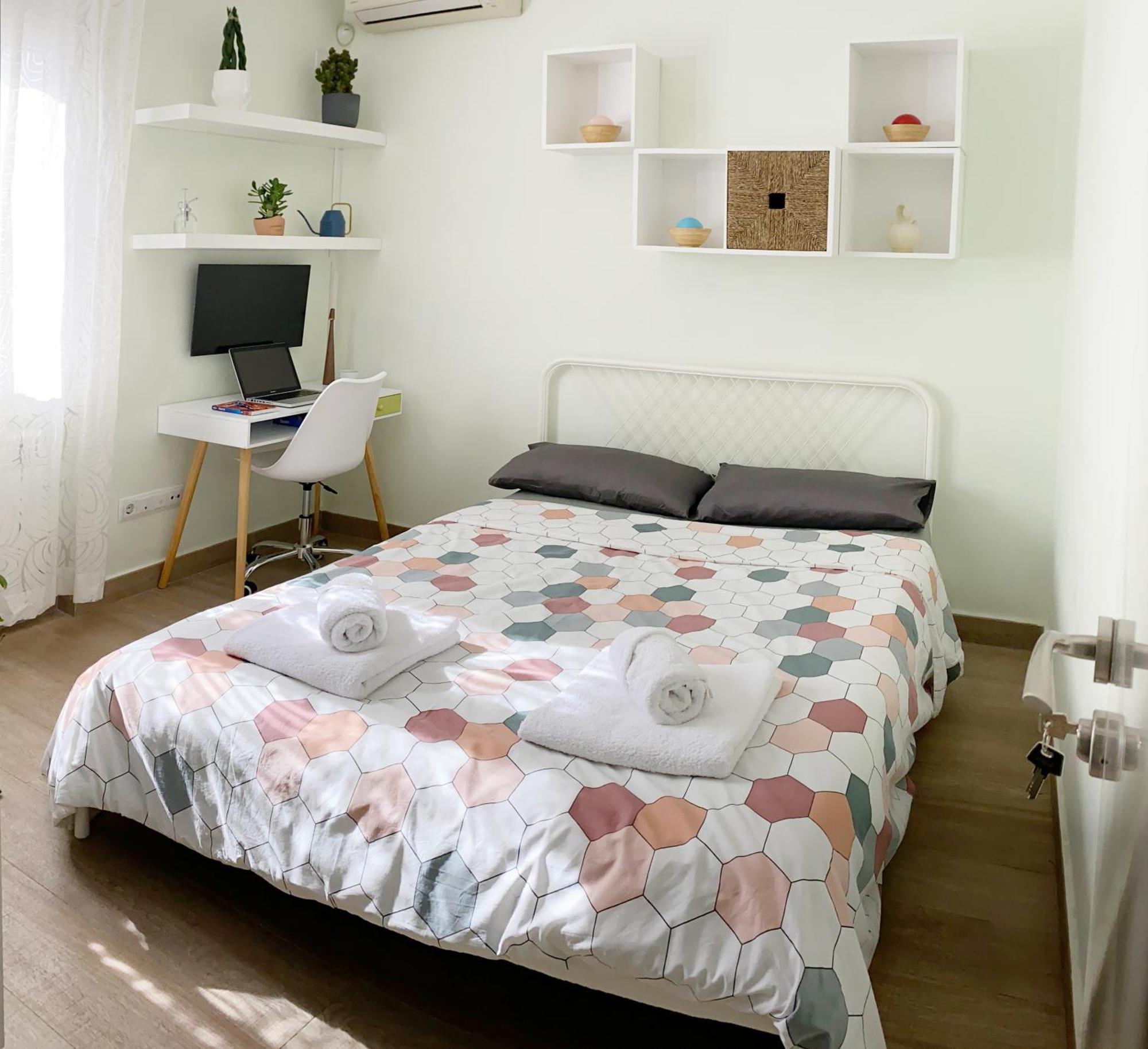 Comoda Habitacion Doble Cerca De Los Lugares Emblematicos De Madrid Bagian luar foto